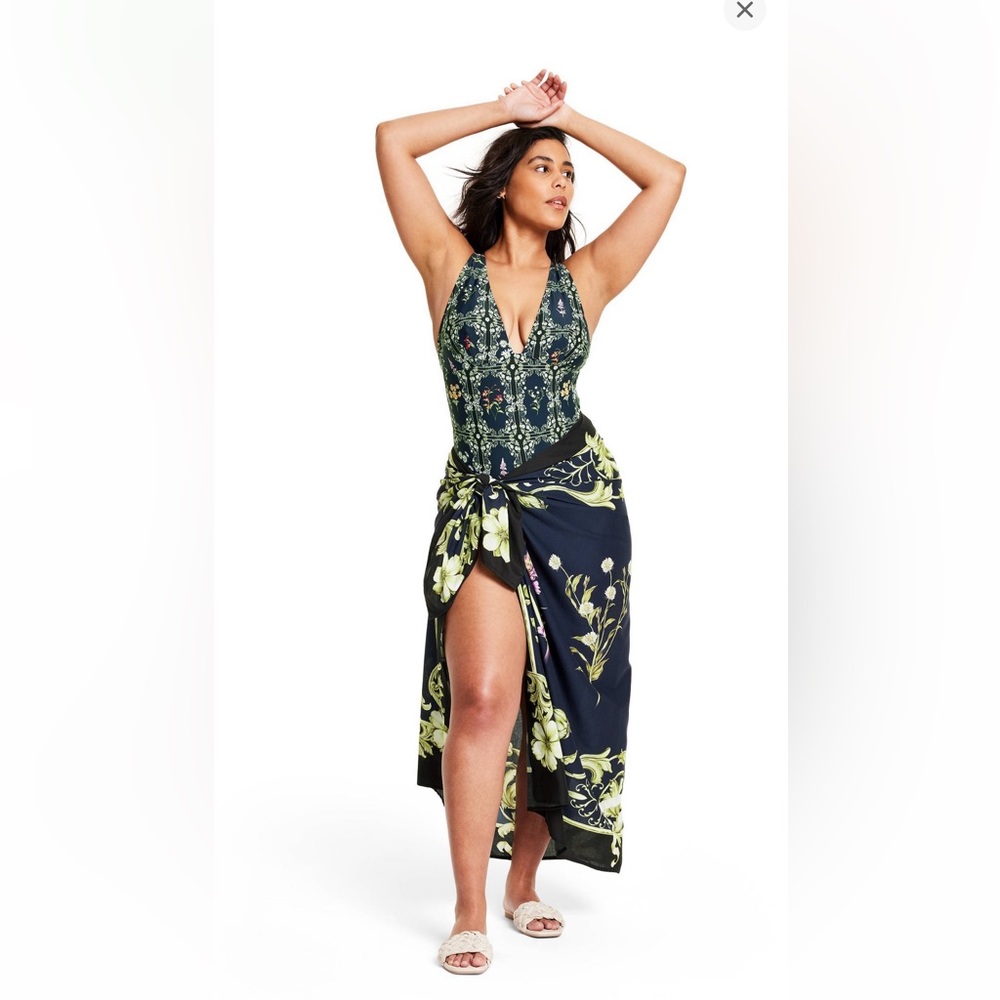Dainty Floral Print Pareo - Agua Bendita x Target